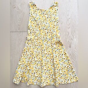 NWT F21 Open Back Yellow Floral Mini Dress 🌼 (Size: M)
